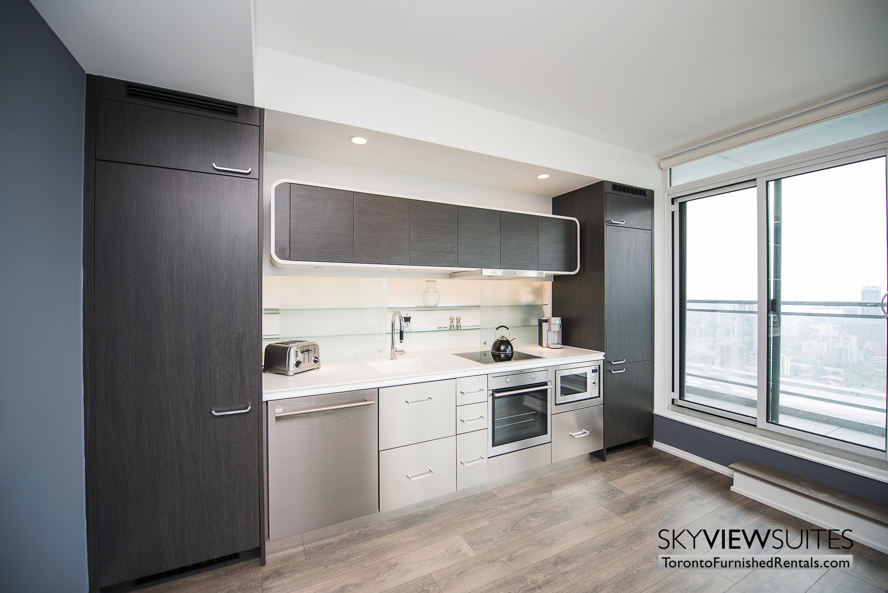 corporate rentals Yorkville toronto kitchen