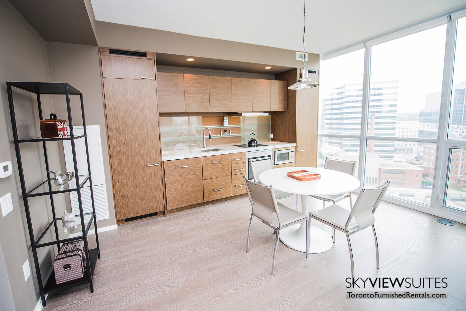 furnished-apartment- ktichen-waterfrontfurnished-apartment- ktichen-waterfrontfurnished-apartment- kitchen-Yorkville