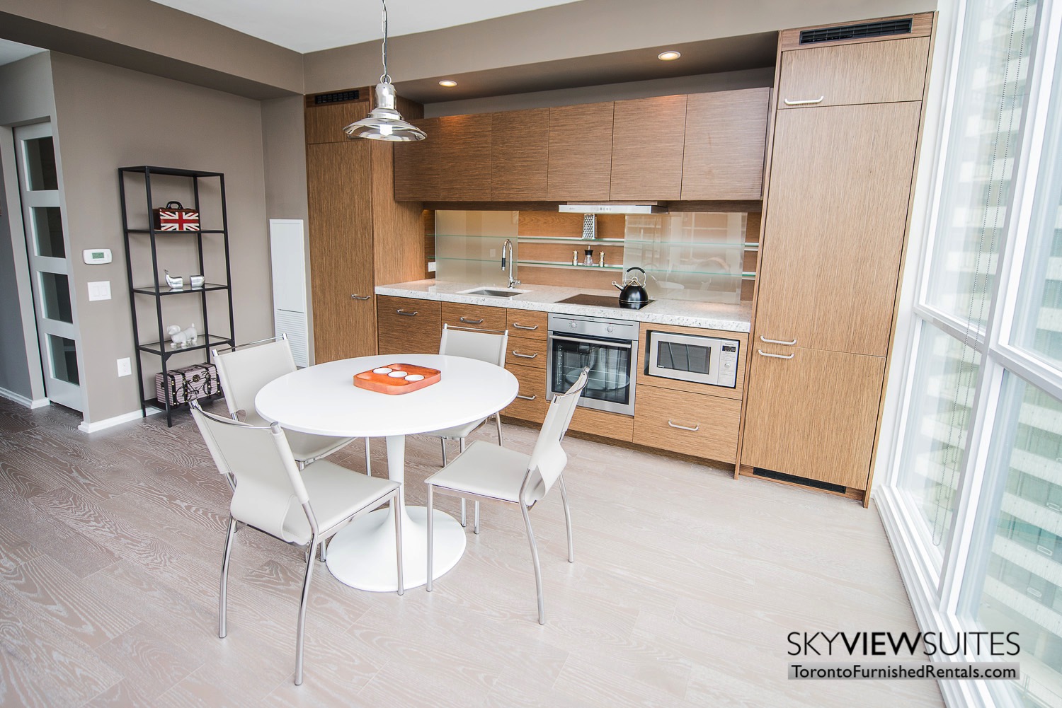 furnished-apartment- ktichen-waterfrontfurnished-apartment- ktichen-waterfrontfurnished-apartment- kitchen-Yorkville