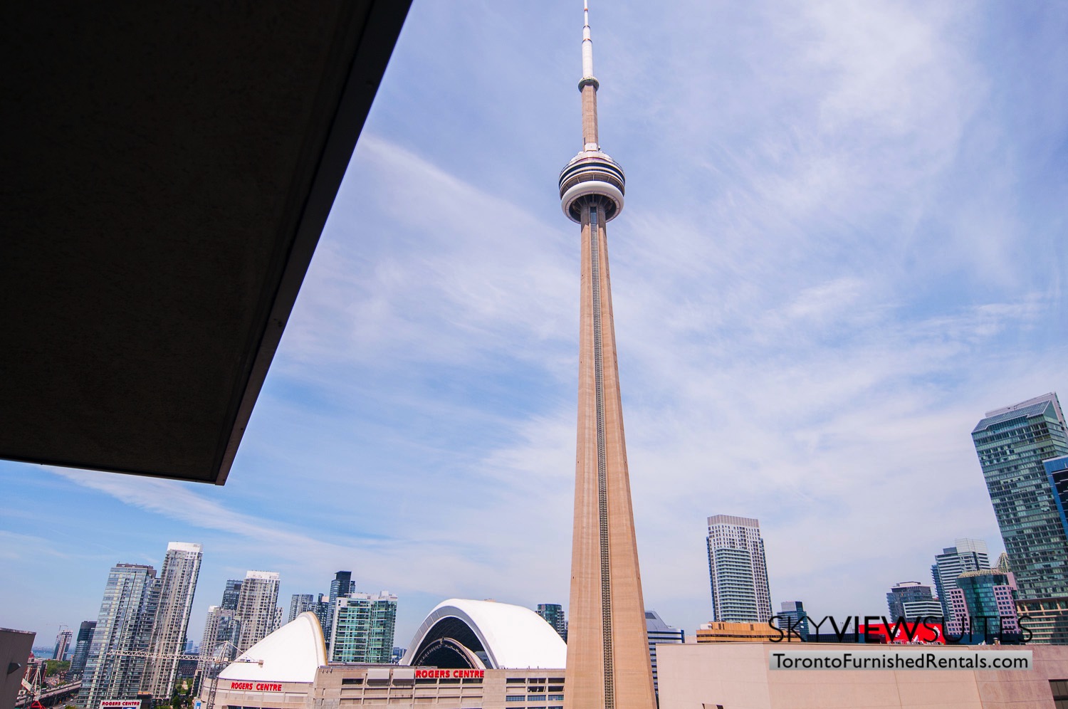 short-term-rentals-toronto-living-views-entertainment-district