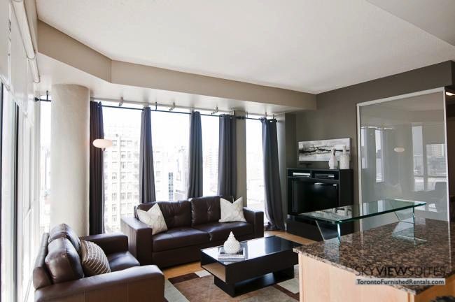 short-term-rentals-toronto-living-room-yonge-dundas