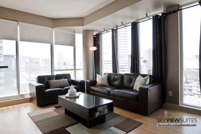 short-term-rentals-toronto-living-room-yonge-dundas