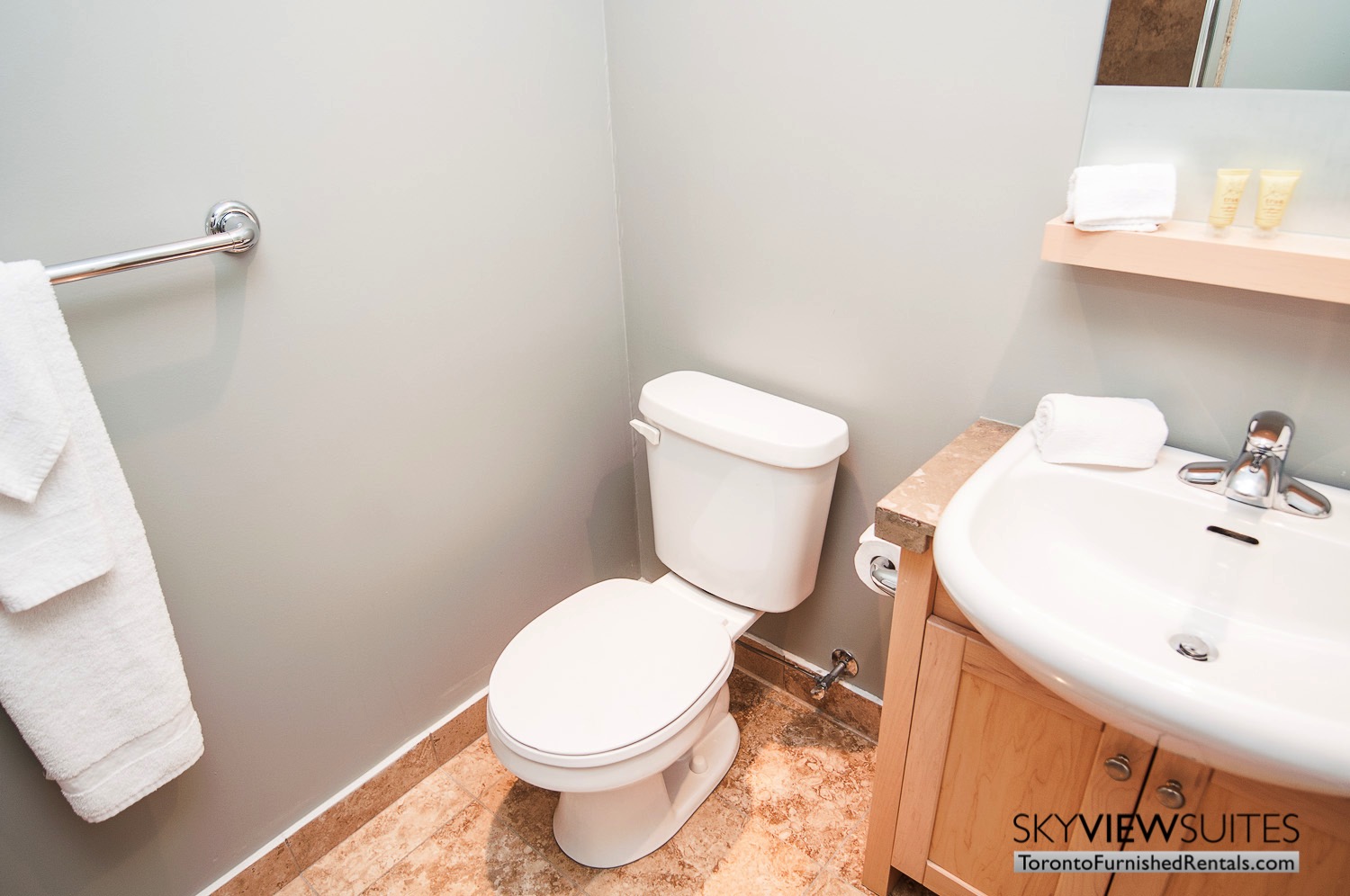 furnished rentals toronto waterfront bathroom