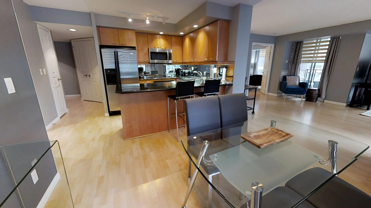 corporate housing toronto university plaza living room and kitchen counter